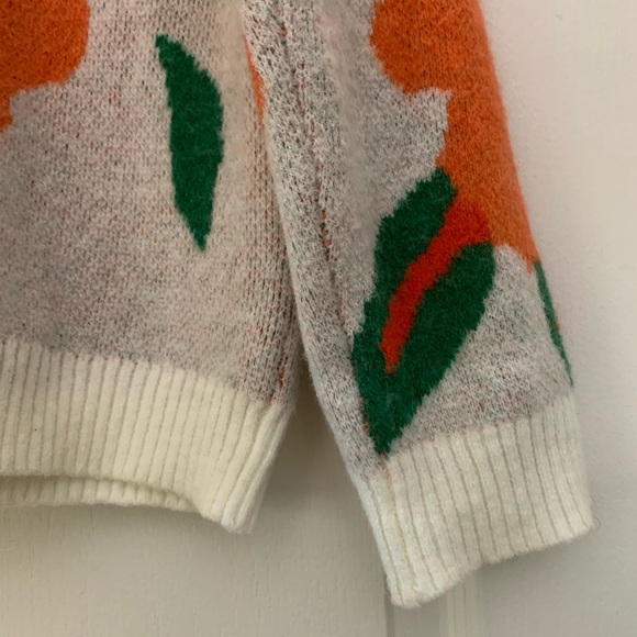 Floral Sweater - Picture 4 of 7